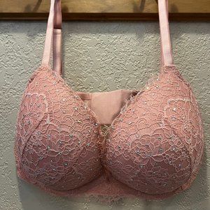 Victoria’s Secret – Lace, Dream Angels, push-up, padded bra with lace & crystals